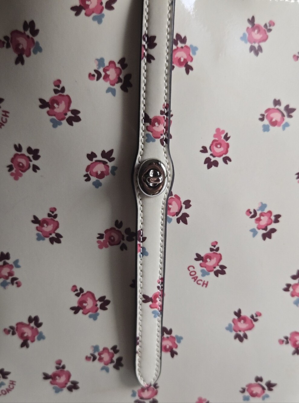 🌸GUC Coach Market Floral Bloom Large Patent Leather Tote Bag🌸 - Picture 2 of 14
